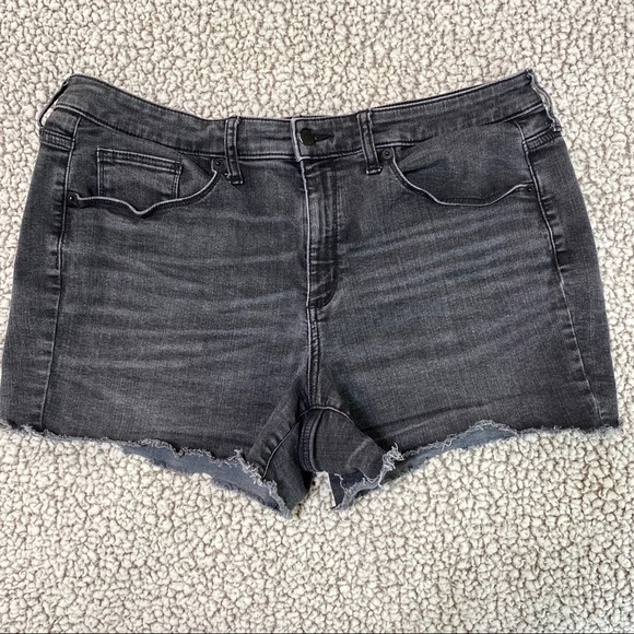 Universal Thread Pants - Universal Thread Black Frayed Denim Shorts Size 16